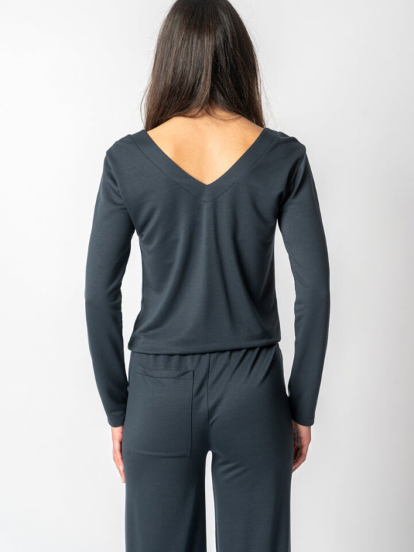 Sudadera de TENCEL™ Lyocell con Escote en V en Azul - Lenora