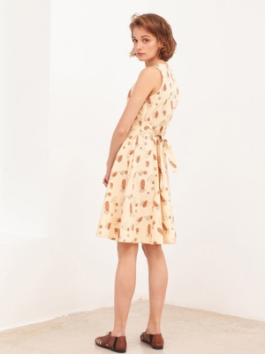 tiralahilacha-bega-is-a-poplin-belted-wrap-dress-in-beige-2