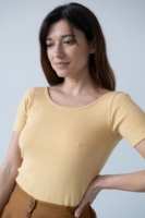 Camiseta cuello barco Brooke Amarilla manga corta