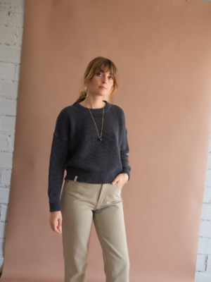 tiralahilacha-gyra-sweater-blue-grey-organic-cotton-2