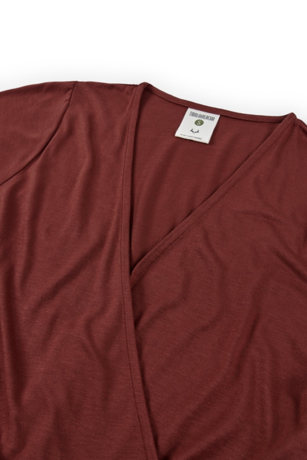 Camiseta Hagne cruzada Tencel rojo