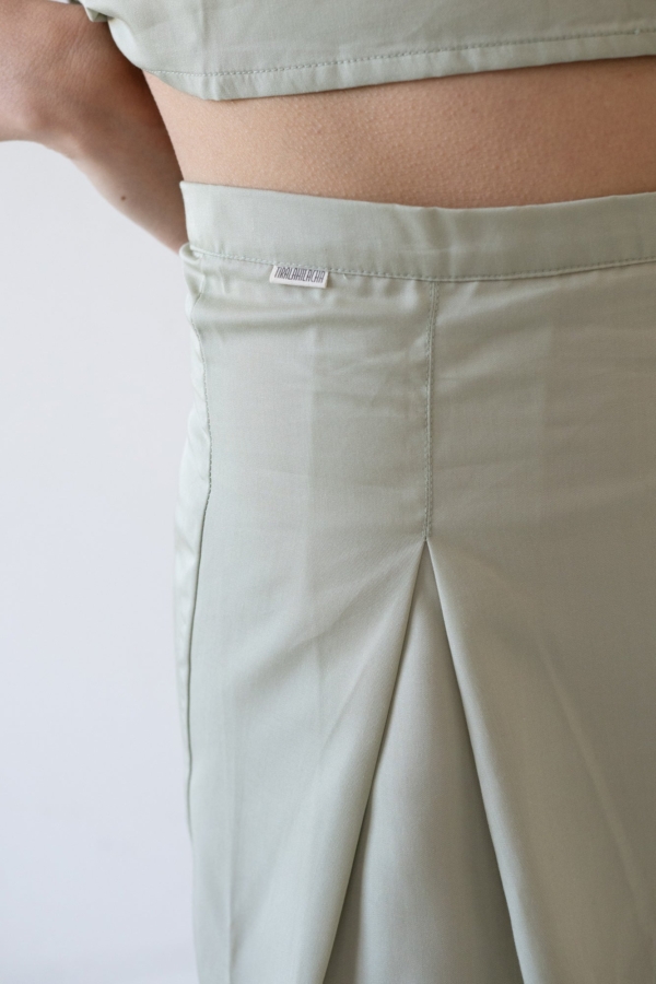 Pantalón corto Hannia Tencel verde Jade