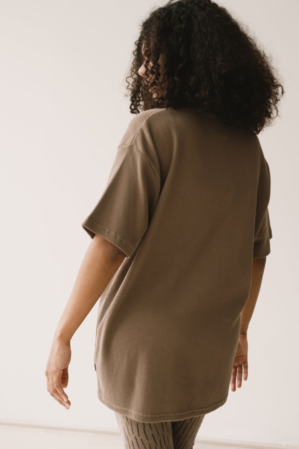 Camiseta unisex Harmony waffle marrón