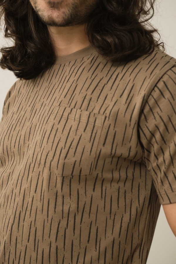 Camiseta Harriet Marrón Corteza