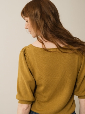 tiralahilacha-haya-knitted-tencel-top-in-mustard-2