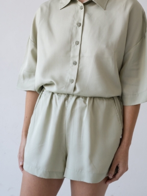 Pantalón corto Hebe Green
