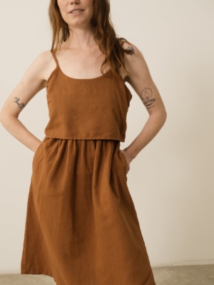 tiralahilacha-henar-terracotta-linen-blend-strap-dress-2