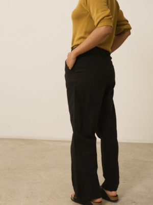 tiralahilacha-henna-oversized-linen-blend-pants-in-black-2