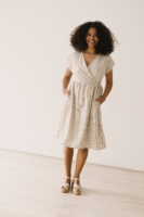 Vestido Hira midi cruzado Tencel estampado rastro