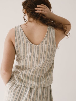 tiralahilacha-holly-tencel-strap-top-trace-print-4