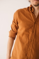 Camisa Hugo terracotta de lino