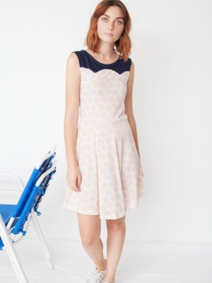 tiralahilacha-maira-yoke-dress-with-coral-print-2