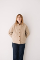 Chaqueta corta 100% lana merino beige