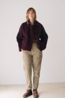 Chaqueta corta 100% lana merino púrpura