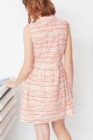 Vestido Mimi con cuello camisero y estampado de rayas marineras