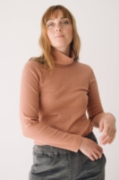 Camiseta canalé cuello alto algodón orgánico rosa