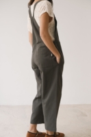 Peto de sarga gris