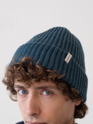 Gorro Tao azul en lana merino