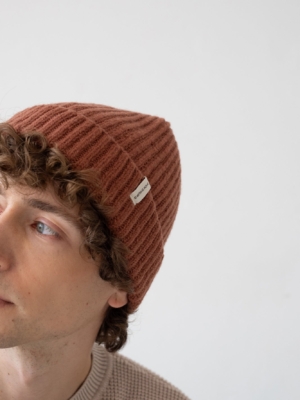 Gorro Tao rojo en lana merino
