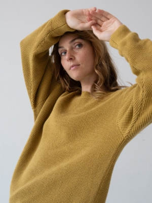 tiralahilacha-unisex-tam-sweater-organic-cotton-in-mustard-1