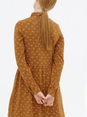 tiralahilacha-vestido-camisero-marron-dorothea-2
