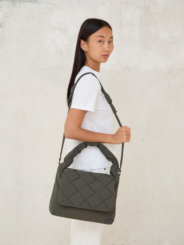 Bolso Ani trenzado Moss