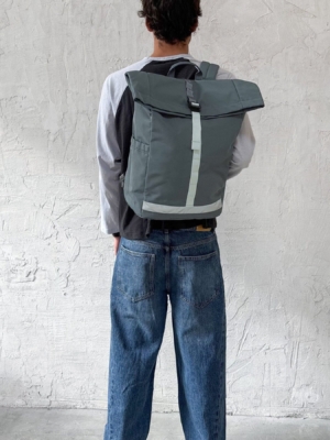 lefrik-lars-roll-backpack-laurel-2-c459-3×4