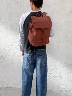lefrik-mochila-kaut-bronze-2-61ae-3×4