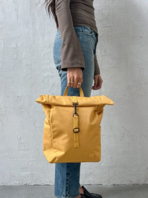lefrik-mochila-roll-mini-mustard-2-4b21-3×4