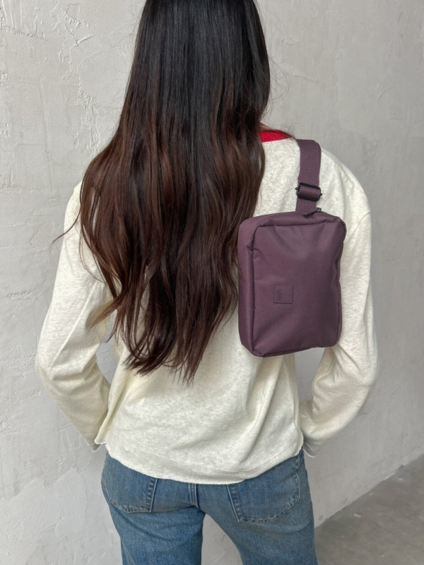 Riñonera Reef Stripes Maroon