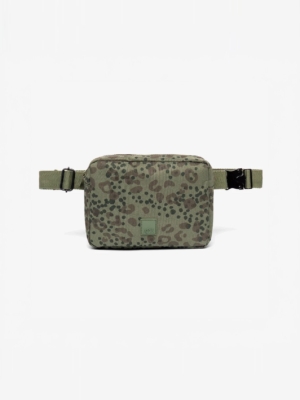 lefrik-reef-crossbody-printed-cheetah-2-ab99-3×4