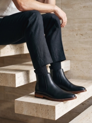 nae-vegan-duncan-black-2-03fb-3×4