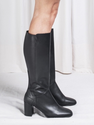 nae-vegan-greta-black-3-3×4