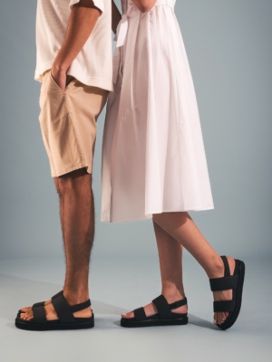 nae-vegan-lau-black-2-3×4