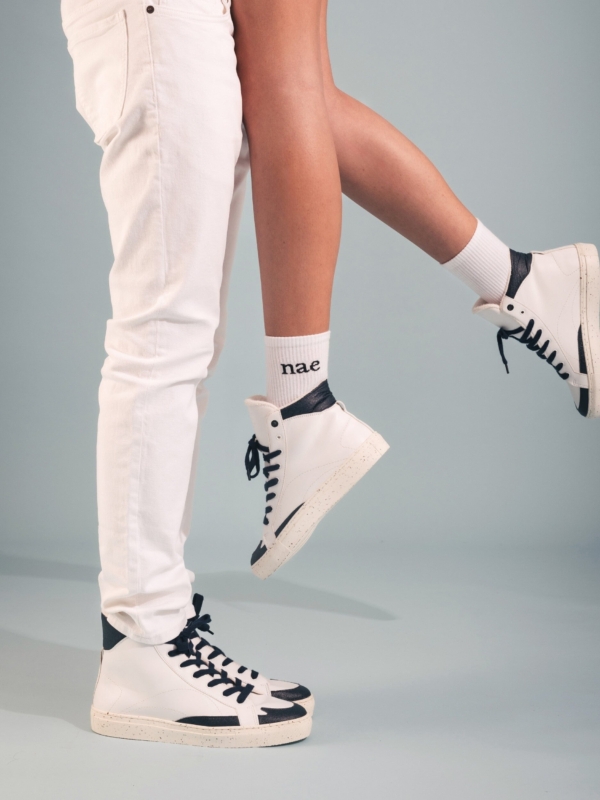 Zapatillas Veganas de Caña Alta de Piñatex® y AppleSkin® London Azul