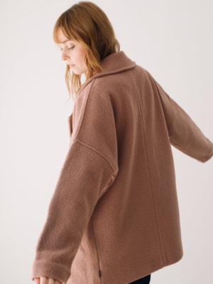 tiralahilacha-100-merino-wool-oversized-coat-in-pink-2