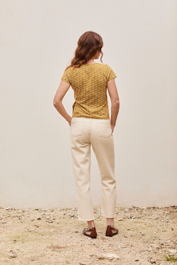 Camiseta Faina Étnico Mostaza de Algodón Orgánico