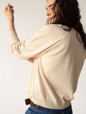 tiralahilacha-cashmere-and-merino-wool-buttoned-cardigan-in-beige-2