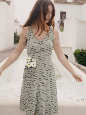 tiralahilacha-eva-dress-with-green-reflections-2
