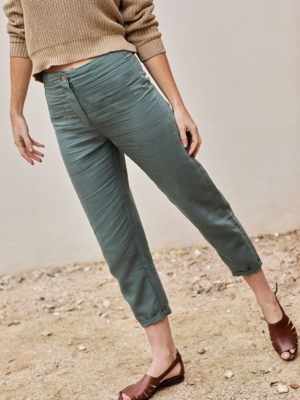 tiralahilacha-faren-sustainable-linen-trousers-in-aquamarine-blue-2