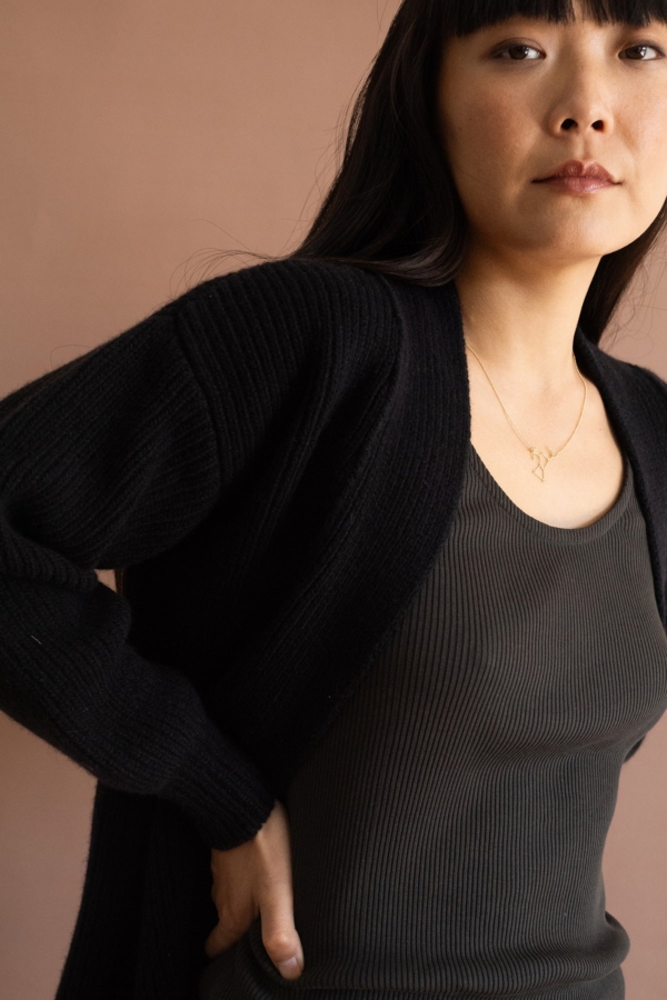 Chaqueta larga Gonda negro lana merino
