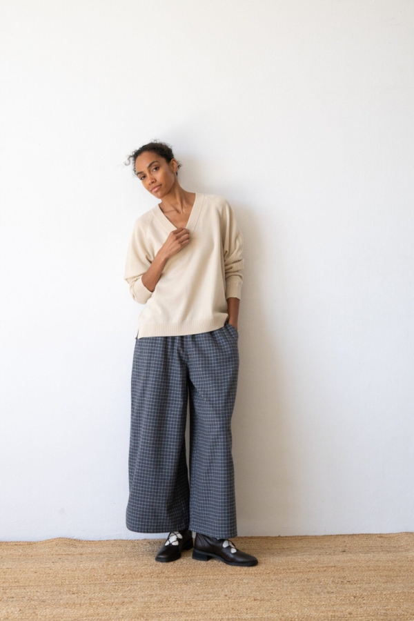Jersey merino y cachemir escote en V beige
