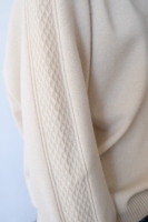 Jersey merino y cachemir escote en V beige