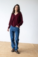 Jersey merino y cachemir escote en V granate