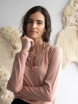 tiralahilacha-merino-wool-henley-top-in-dusty-pink-2