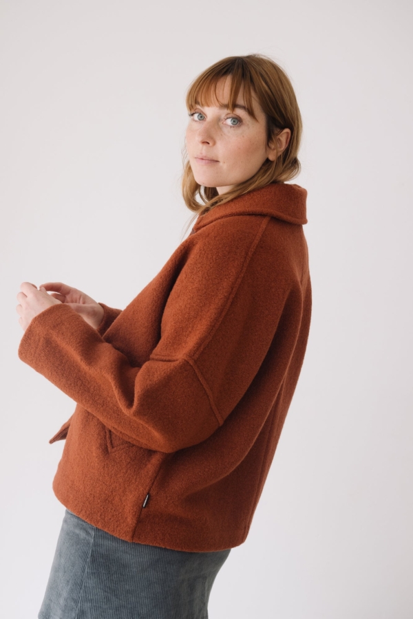 Chaqueta corta 100% lana merino rojo