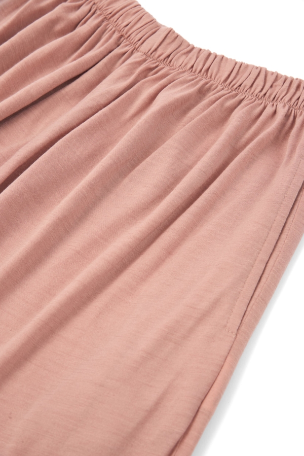Pantalón ancho de lana merino rosa empolvado