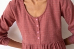 Vestido midi de algodón orgánico granate grosella
