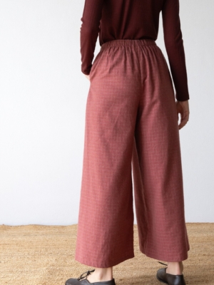 tiralahilacha-organic-cotton-wide-leg-trousers-in-currant-red-2