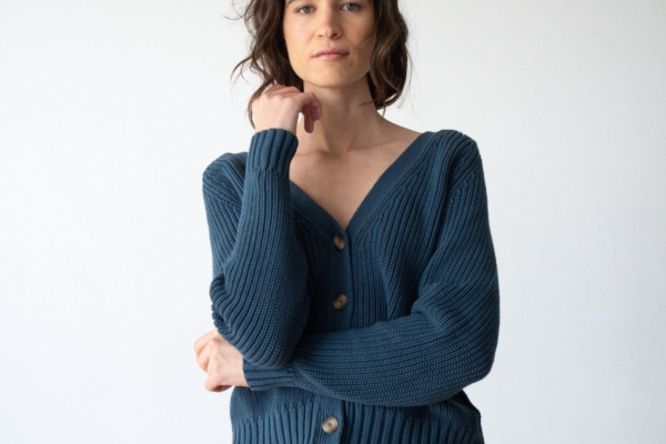 Chaqueta corta Golah azul petróleo